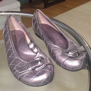 Authentic Burberry metallic flats